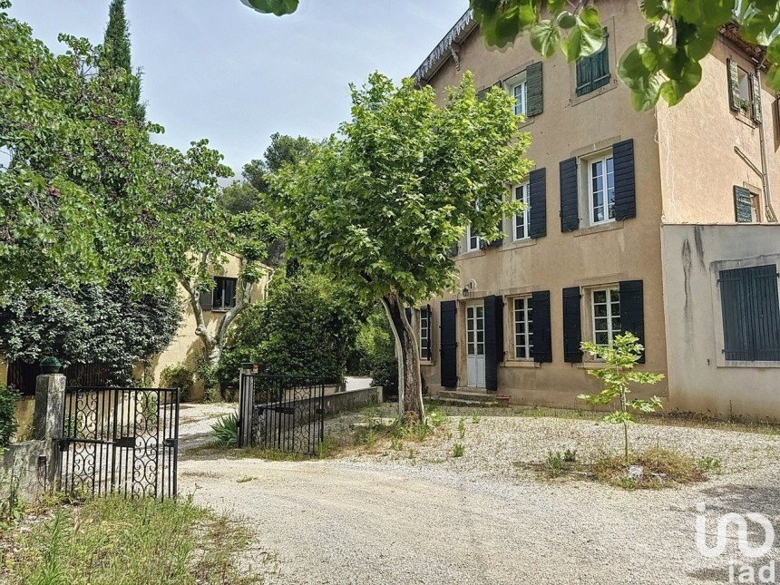 Apartment 4 rooms of 118 m² in Aix-en-Provence (13100)