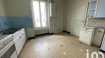 Town house 7 rooms of 178 m² in Luzy (58170)