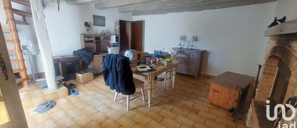 Maison de campagne 4 pièces de 110 m² à - (86130)