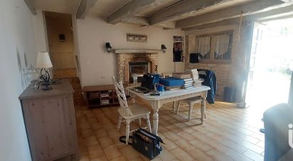 Country house 4 rooms of 110 m² in - (86130)