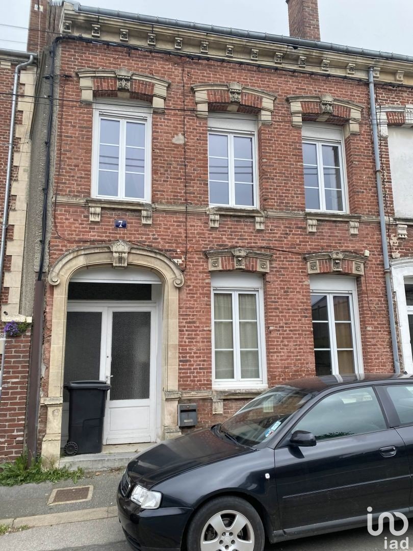 Maison 5 pièces de 102 m² à Montdidier (80500)