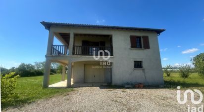 Traditional house 4 rooms of 150 m² in Moissac (82200)