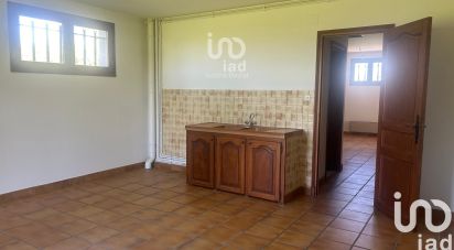 Traditional house 4 rooms of 150 m² in Moissac (82200)