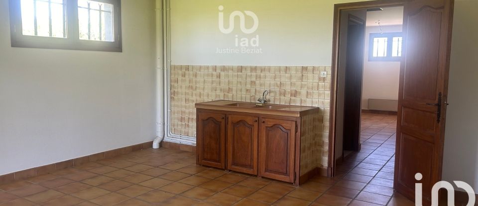 Traditional house 4 rooms of 150 m² in Moissac (82200)