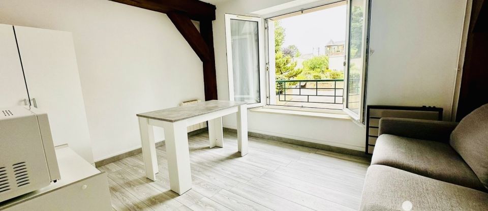 Studio 1 room of 20 m² in Chartres (28000)