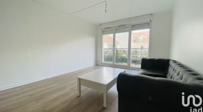 Apartment 3 rooms of 55 m² in Trappes (78190)