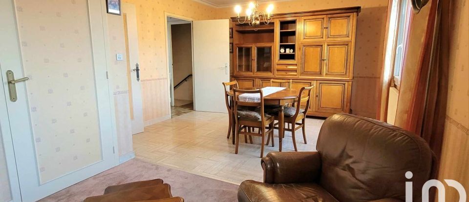 Traditional house 3 rooms of 82 m² in Nouaillé-Maupertuis (86340)