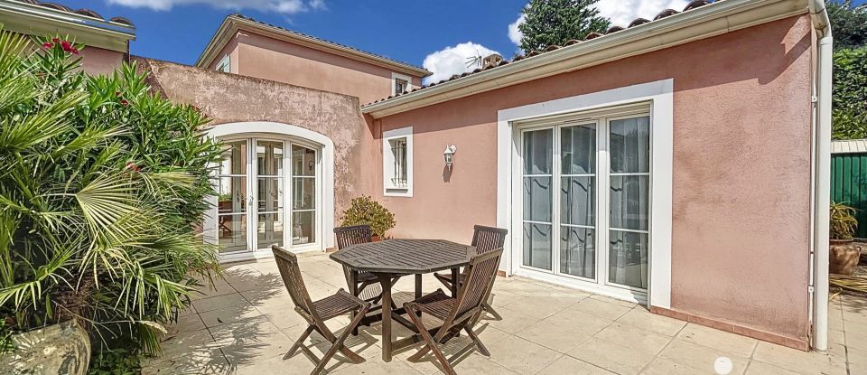 Maison 6 pièces de 205 m² à Grasse (06130)