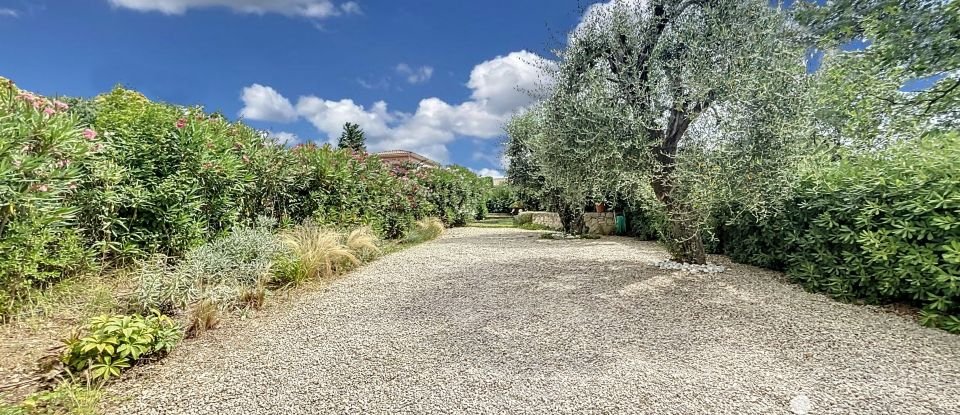 Maison 6 pièces de 205 m² à Grasse (06130)