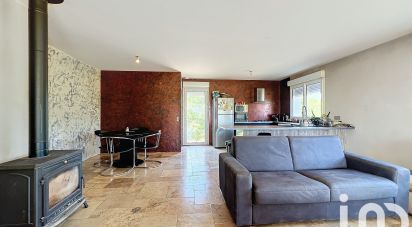 Maison 4 pièces de 105 m² à Le Montat (46090)