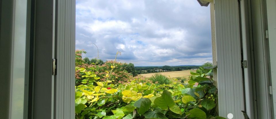 Estate 6 rooms of 181 m² in Saint-Genest-d'Ambière (86140)