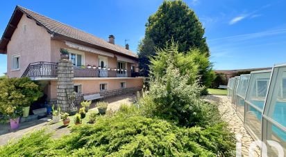 Maison 6 pièces de 177 m² à Genas (69740)