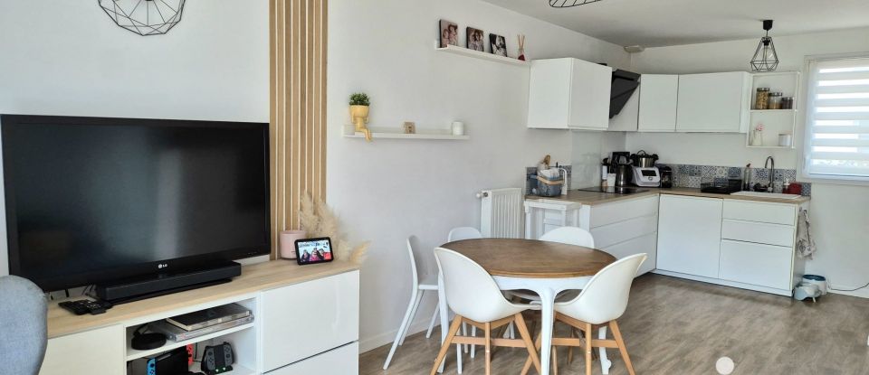 Maison 4 pièces de 90 m² à Saint-Pierre-du-Perray (91280)