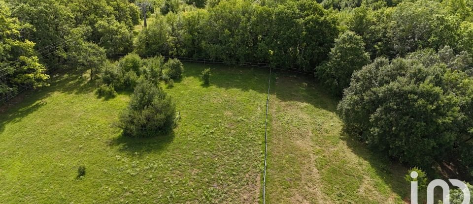 Maison 4 pièces de 160 m² à Ruelle-sur-Touvre (16600)