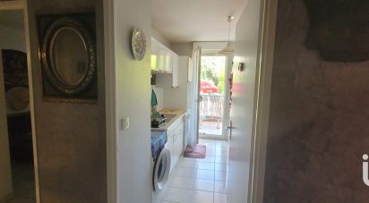 Apartment 2 rooms of 48 m² in Hyères (83400)