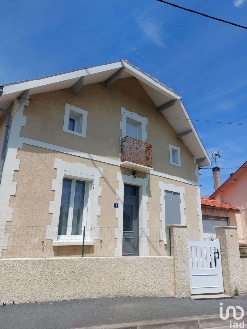 Maison 5 pièces de 104 m² à Bergerac (24100)