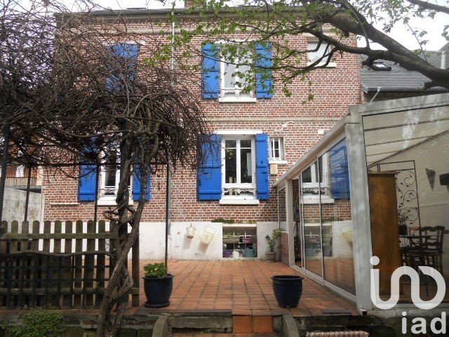 Town house 7 rooms of 148 m² in Creil (60100)