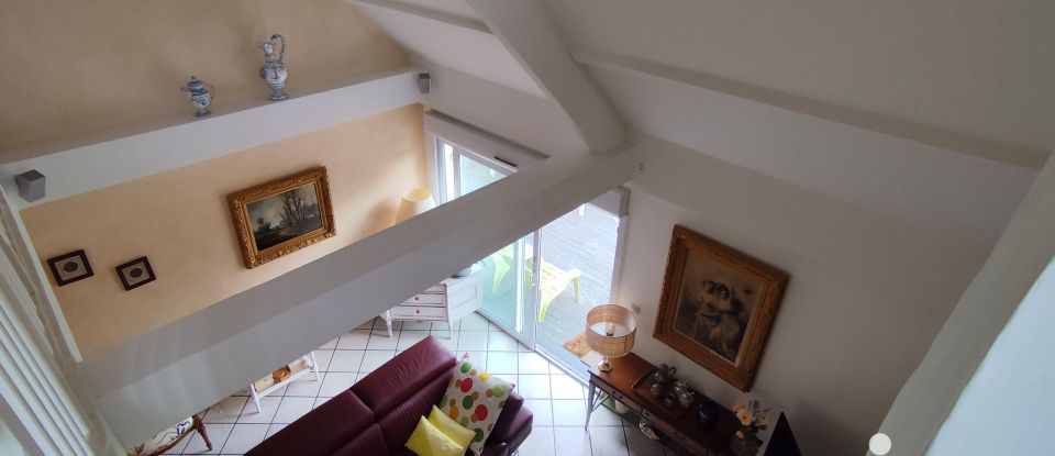 House 5 rooms of 155 m² in Cléry-Saint-André (45370)