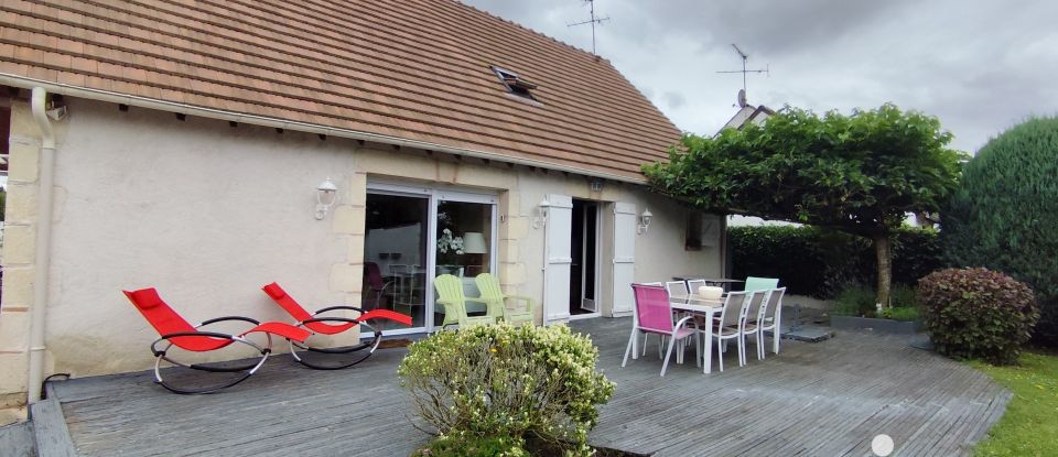 House 5 rooms of 155 m² in Cléry-Saint-André (45370)