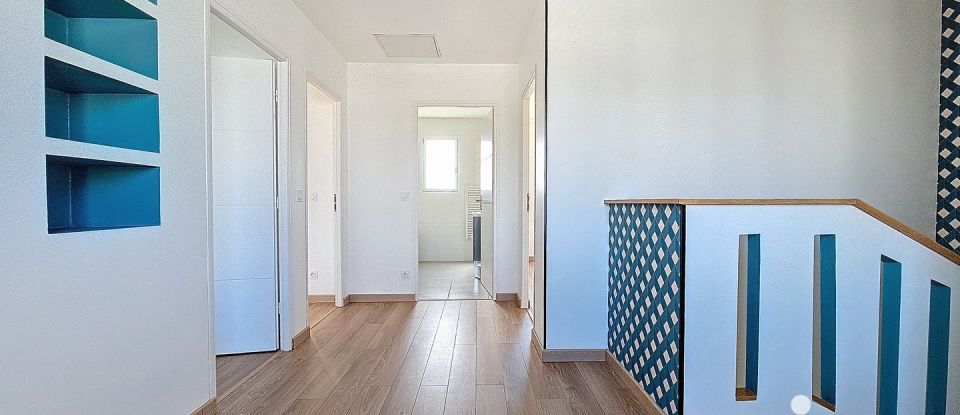 Maison 5 pièces de 120 m² à Bourgbarré (35230)