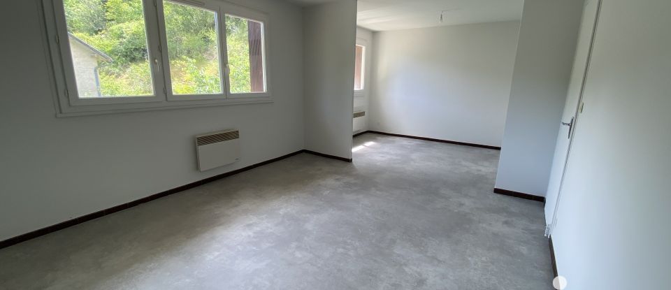 Appartement 5 pièces de 88 m² à Cahors (46000)