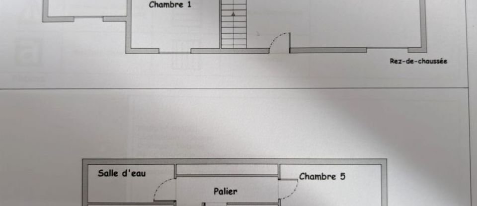 Maison traditionnelle 7 pièces de 140 m² à Mulsanne (72230)