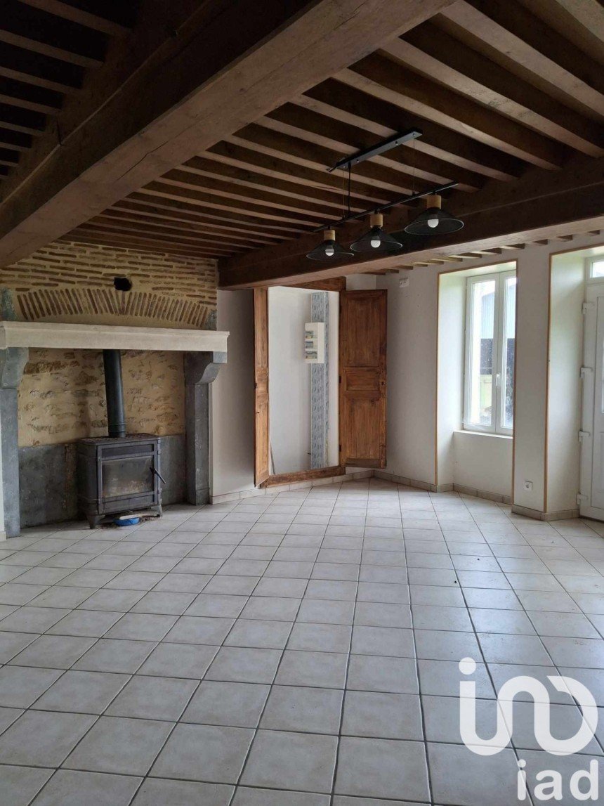 Maison de campagne 3 pièces de 93 m² à Cervon (58800)