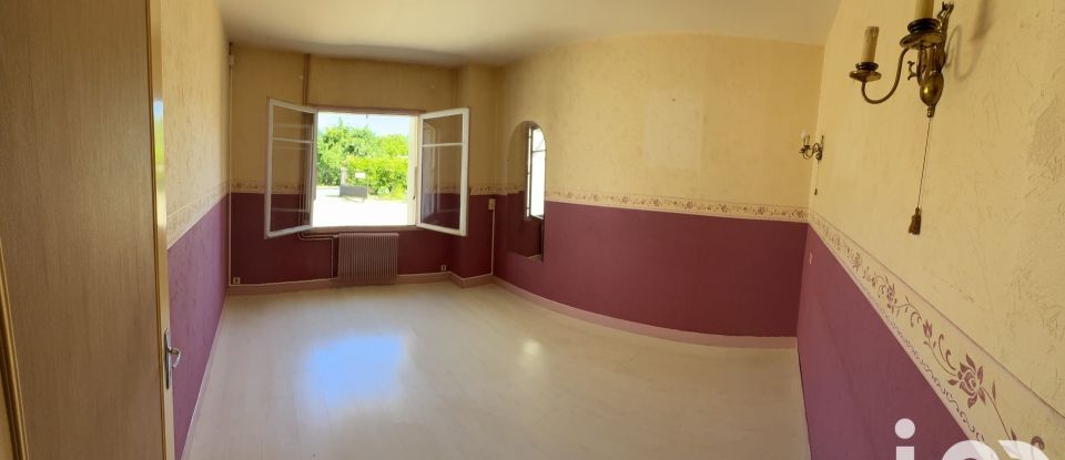 Town house 10 rooms of 180 m² in Camps-sur-l'Isle (33660)