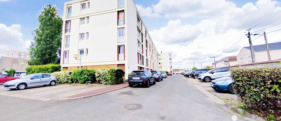 Appartement 3 pièces de 60 m² à Mantes-la-Ville (78711)