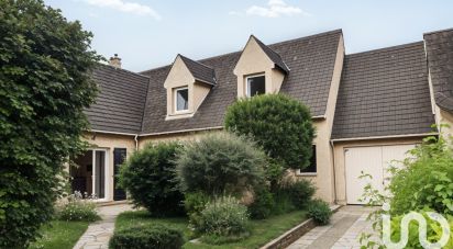 Maison traditionnelle 7 pièces de 179 m² à Ozoir-la-Ferrière (77330)