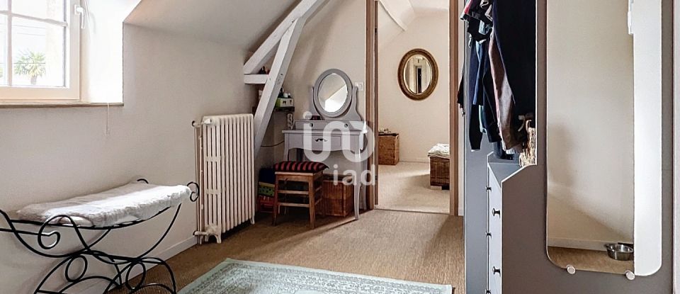 House 4 rooms of 94 m² in Trouy (18570)