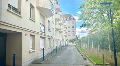 Apartment 3 rooms of 70 m² in Dugny (93440)