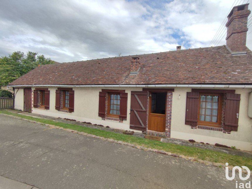 Longère 2 pièces de 39 m² à Saint-Georges-sur-Eure (28190)