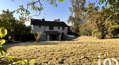 Village house 6 rooms of 170 m² in Montfort-l'Amaury (78490)