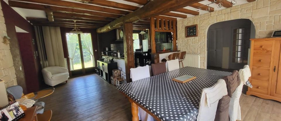 House 6 rooms of 125 m² in Chambois (27240)