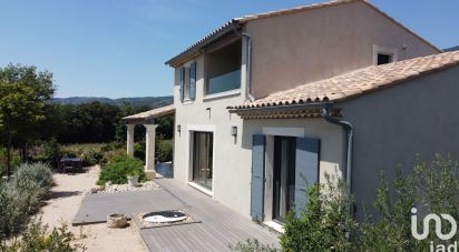 House 8 rooms of 215 m² in Bédoin (84410)