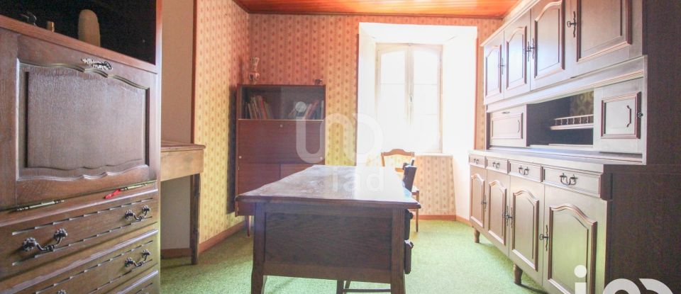 House 7 rooms of 160 m² in Saint-Izaire (12480)