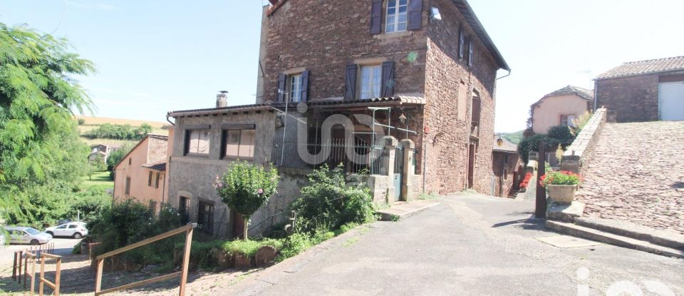 House 7 rooms of 160 m² in Saint-Izaire (12480)