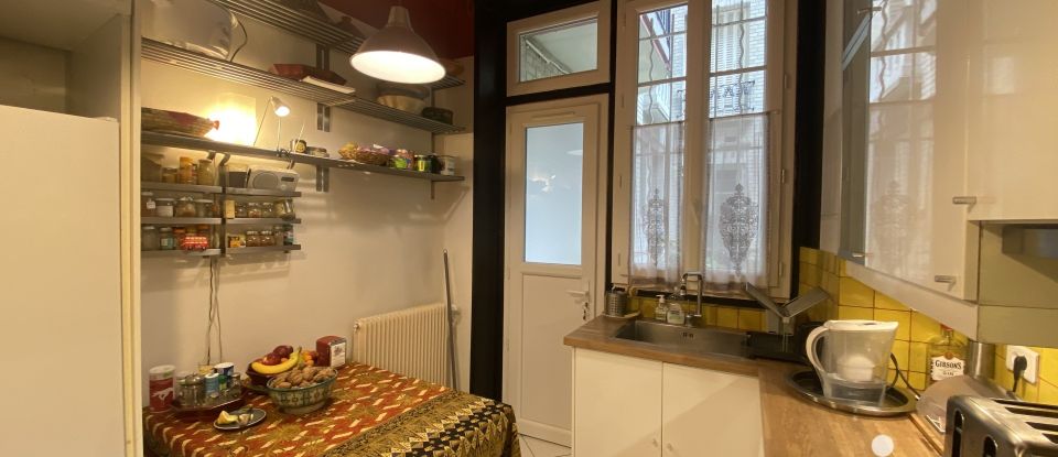 Appartement 4 pièces de 96 m² à Paris (75017)