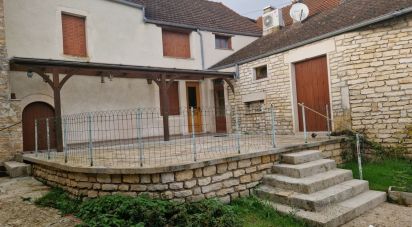 Maison 6 pièces de 138 m² à Massangis (89440)