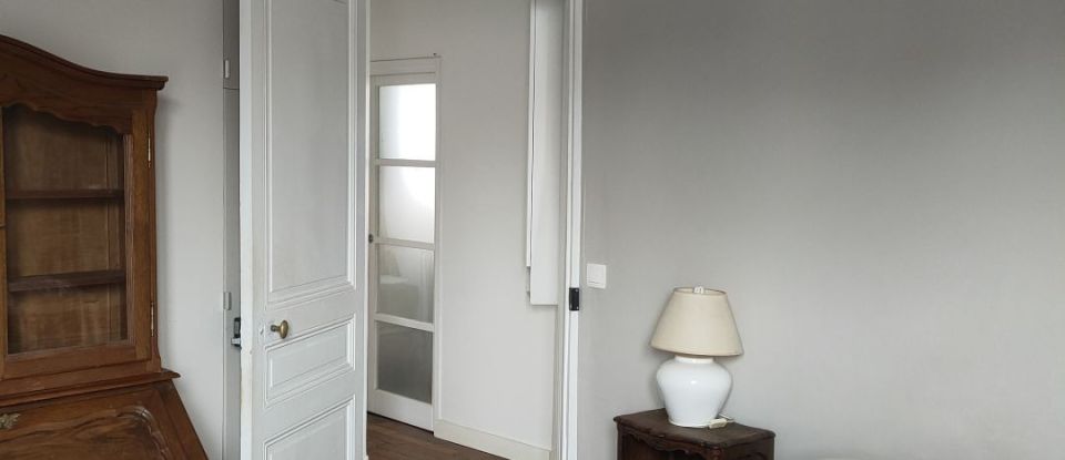 Appartement 4 pièces de 68 m² à Paris (75015)