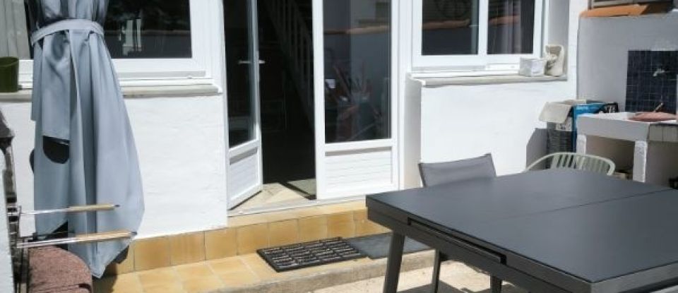 House 3 rooms of 71 m² in Rivedoux-Plage (17940)