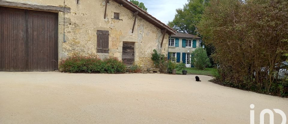 Country house 7 rooms of 180 m² in Saint-Brice (33540)