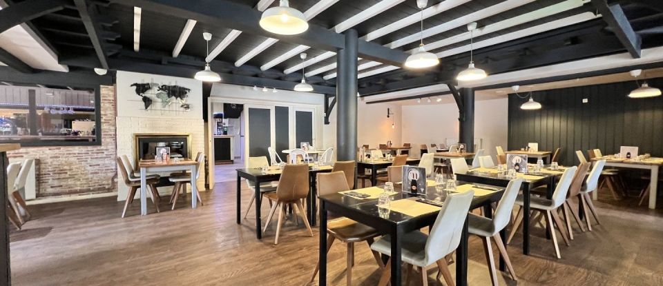 Restaurant of 330 m² in Bournel (47210)