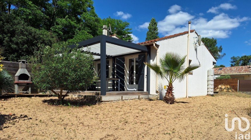 Maison 3 pièces de 46 m² à Jard-sur-Mer (85520)