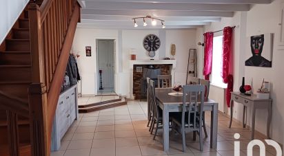 Maison de campagne 4 pièces de 118 m² à La Chapelle-Bâton (86250)