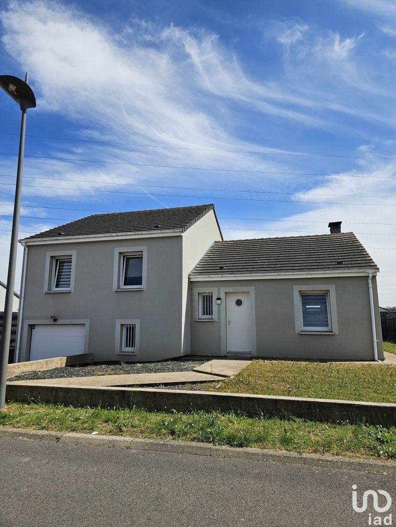 Maison 5 pièces de 95 m² à Uckange (57270)