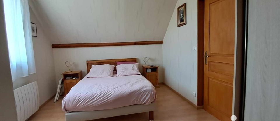 Pavilion 6 rooms of 138 m² in Chemilly-sur-Serein (89800)