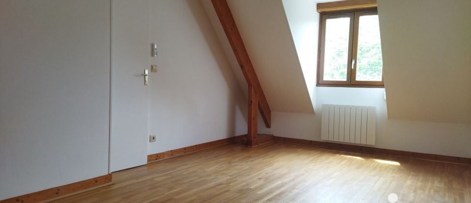 Traditional house 6 rooms of 112 m² in Landelles (28190)