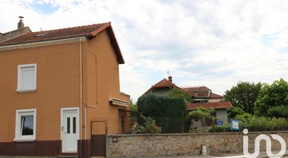 Village house 3 rooms of 70 m² in Mably (42300)